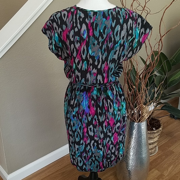 Presley Skye wrap dress - Picture 2 of 5